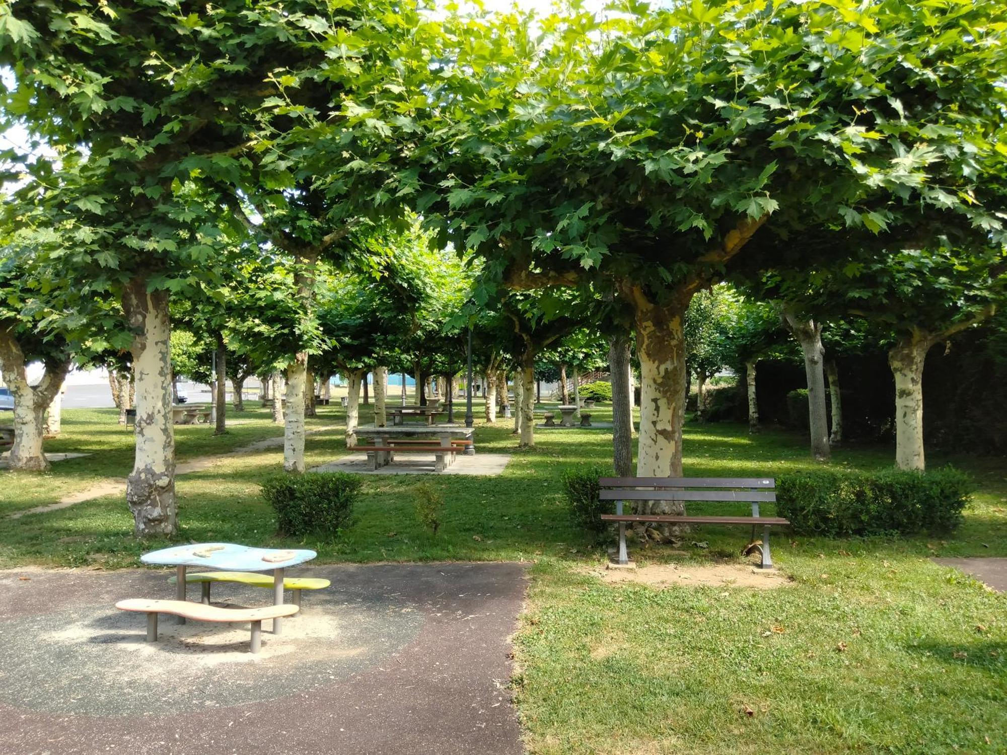 Albergue Hr ساريا المظهر الخارجي الصورة